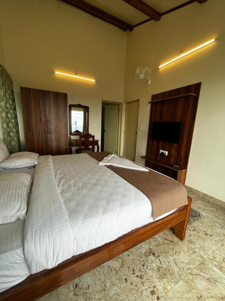 Kstdc Hotel Mayura Pine Top Nandi Hills Εξωτερικό φωτογραφία